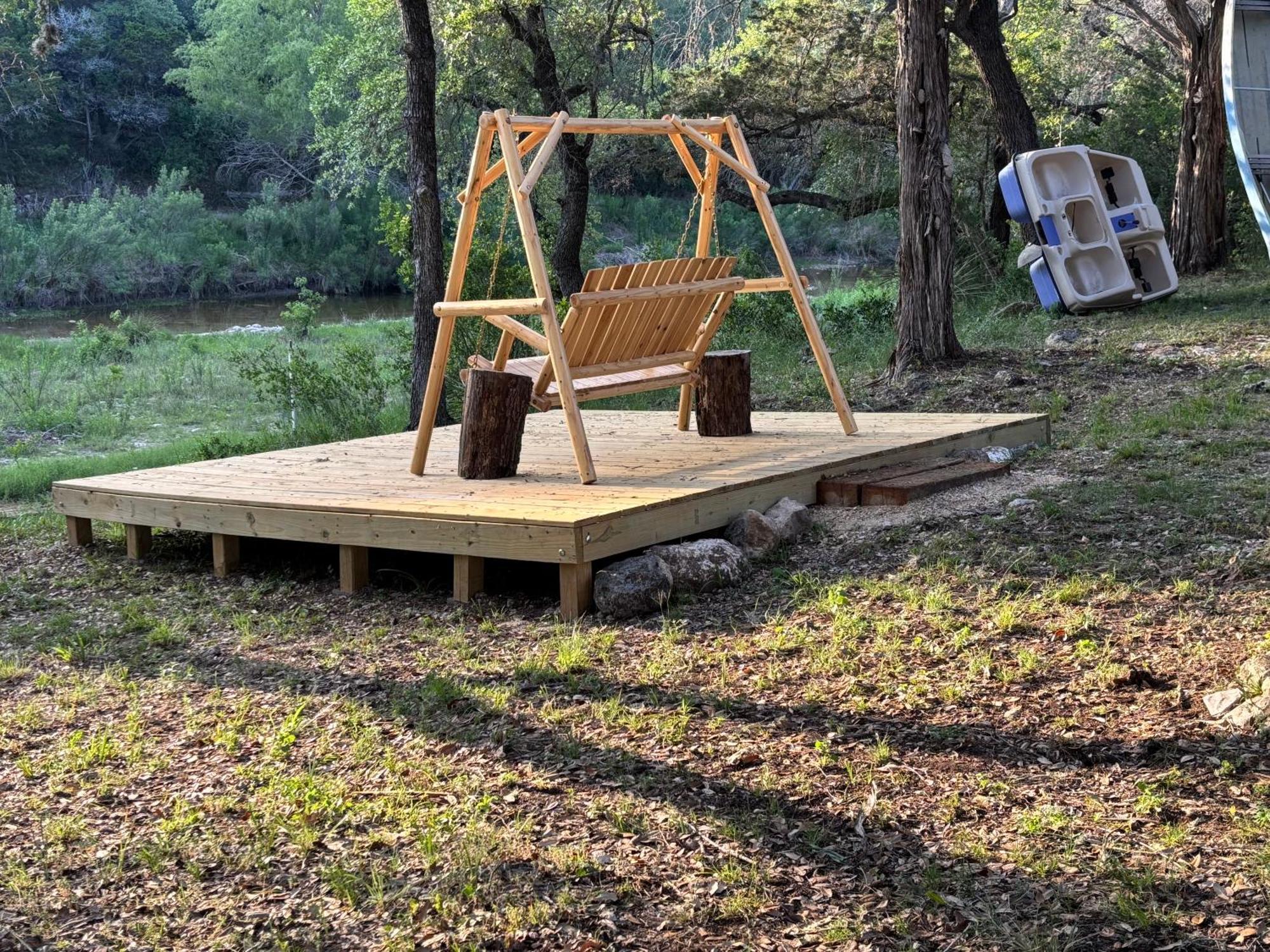 Tiny House - Our Little Piece Of Paradise Lakehills ภายนอก รูปภาพ